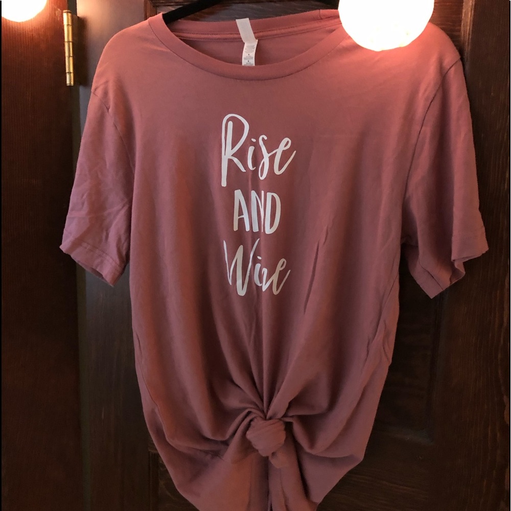 Graphic tee